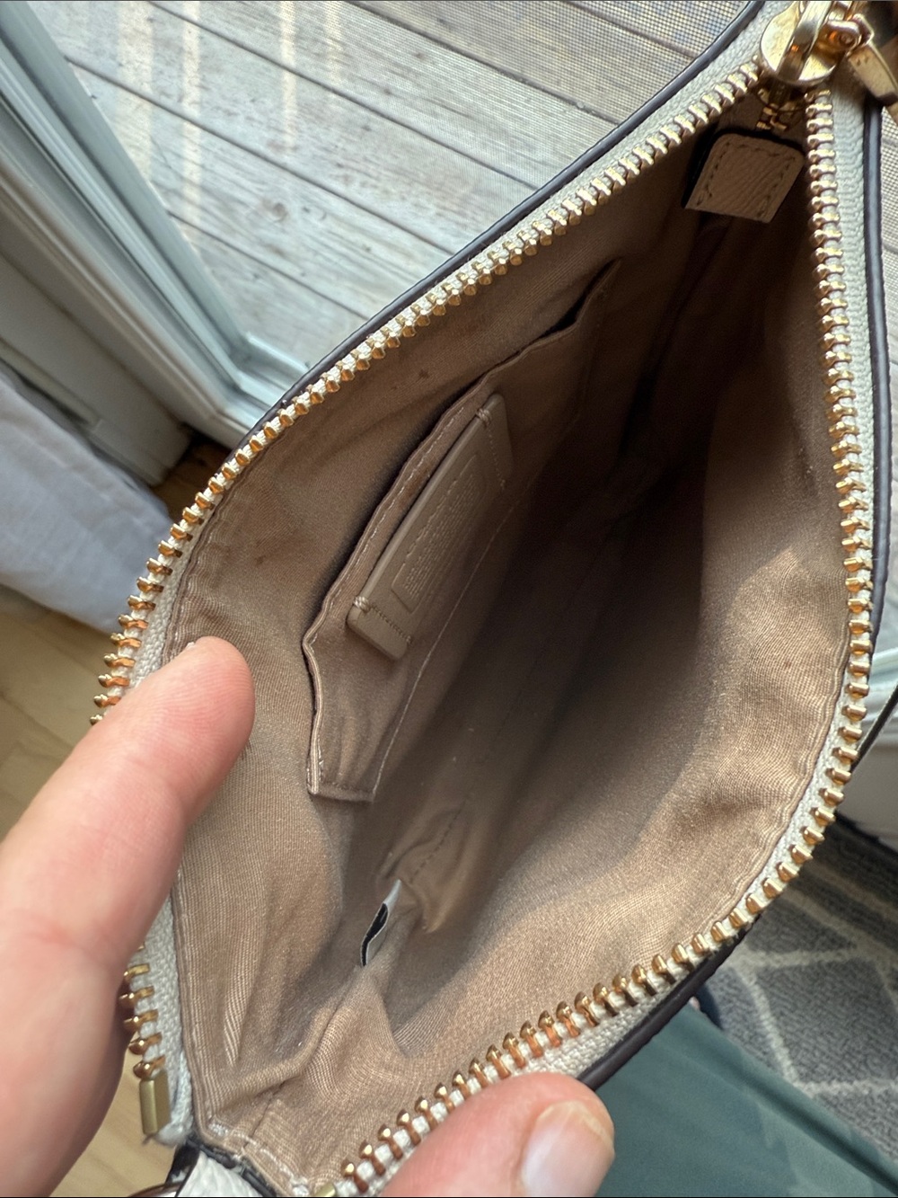 Coach Cream Leather Crossbody with Gold Hardware - Picture 5 of 5